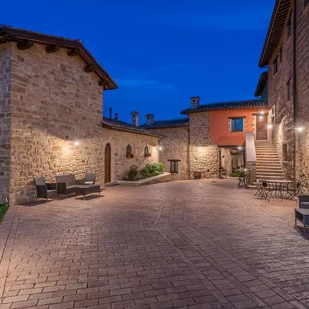 Holiday home In Camerino With Outdoor Swimming Pool, Wifi And 2 Bedrooms *