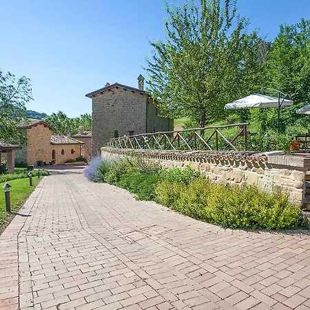 Holiday home In Camerino With Outdoor Swimming Pool, Wifi And 2 Bedrooms *