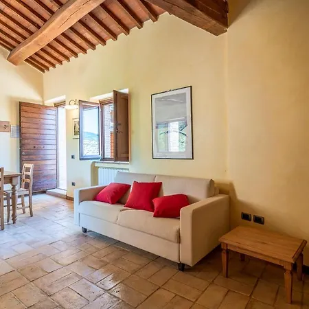 In Camerino With Outdoor Swimming Pool, Wifi And 2 Bedrooms *