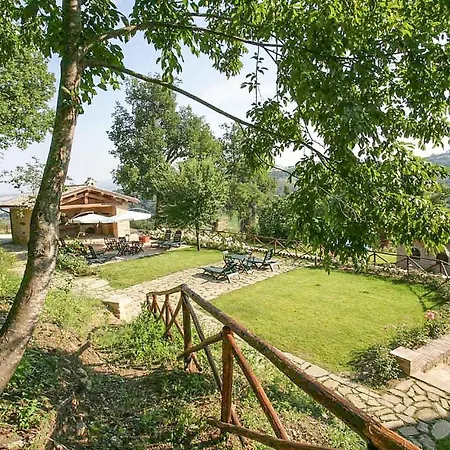 In Camerino With Outdoor Swimming Pool, Wifi And 2 Bedrooms * Crispiero